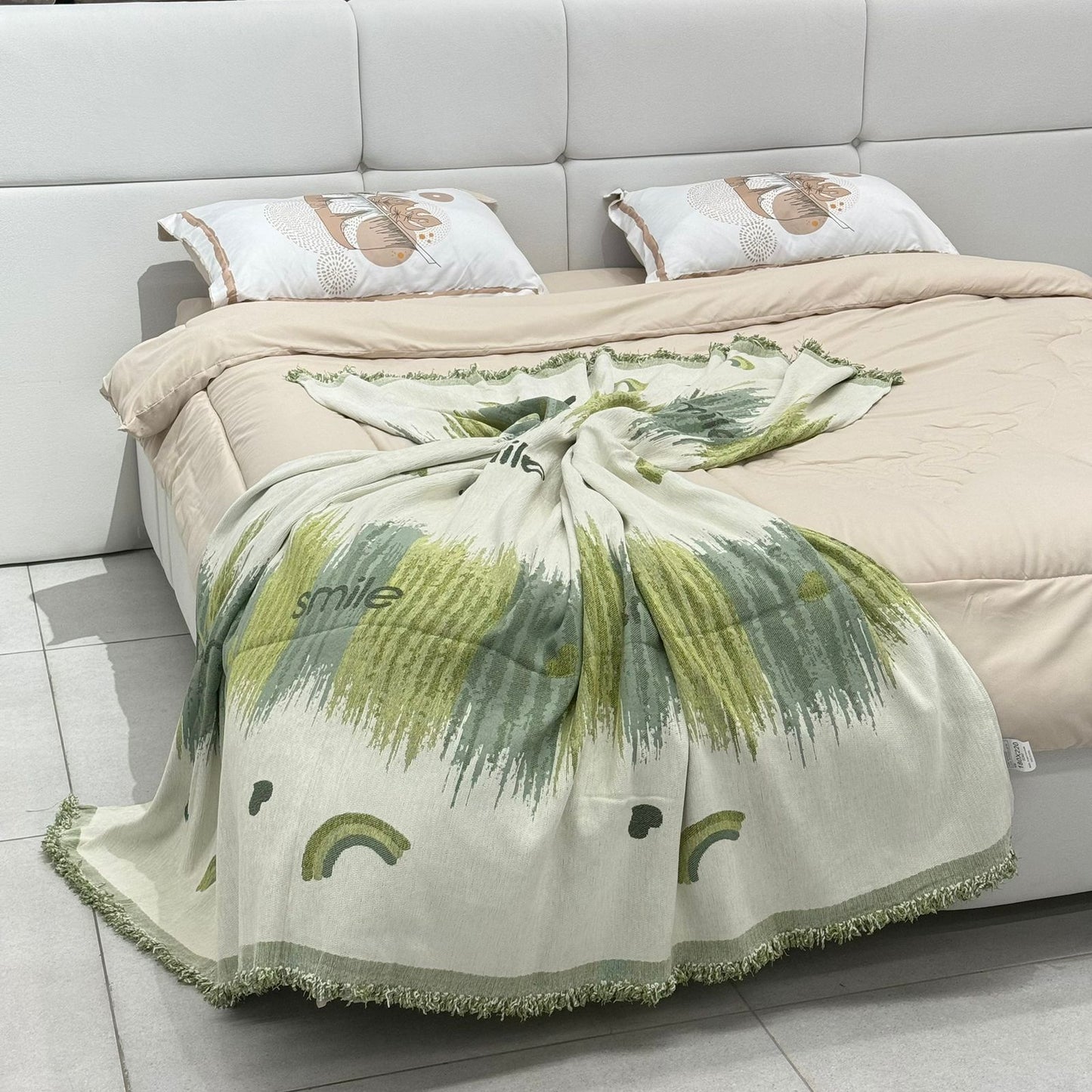 Modern Abstract Throw Blanket for Bed, Sofa & Floor Seating