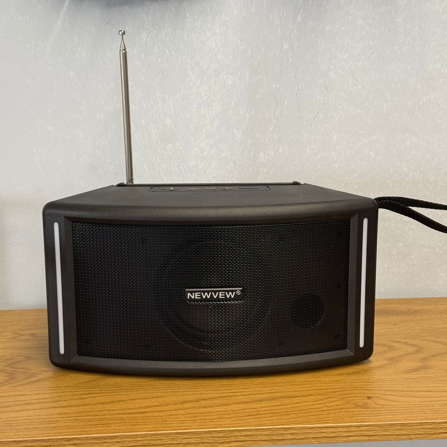 Portable Wireless Solar Speaker