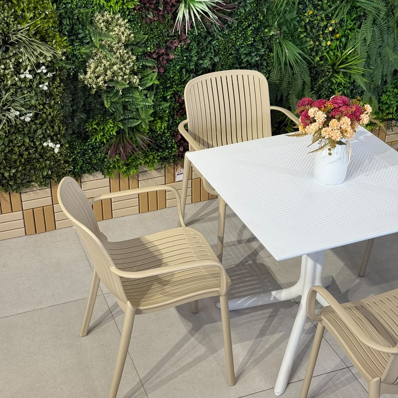 Modern Outdoor Dining Table & Chair Set - White & Beige