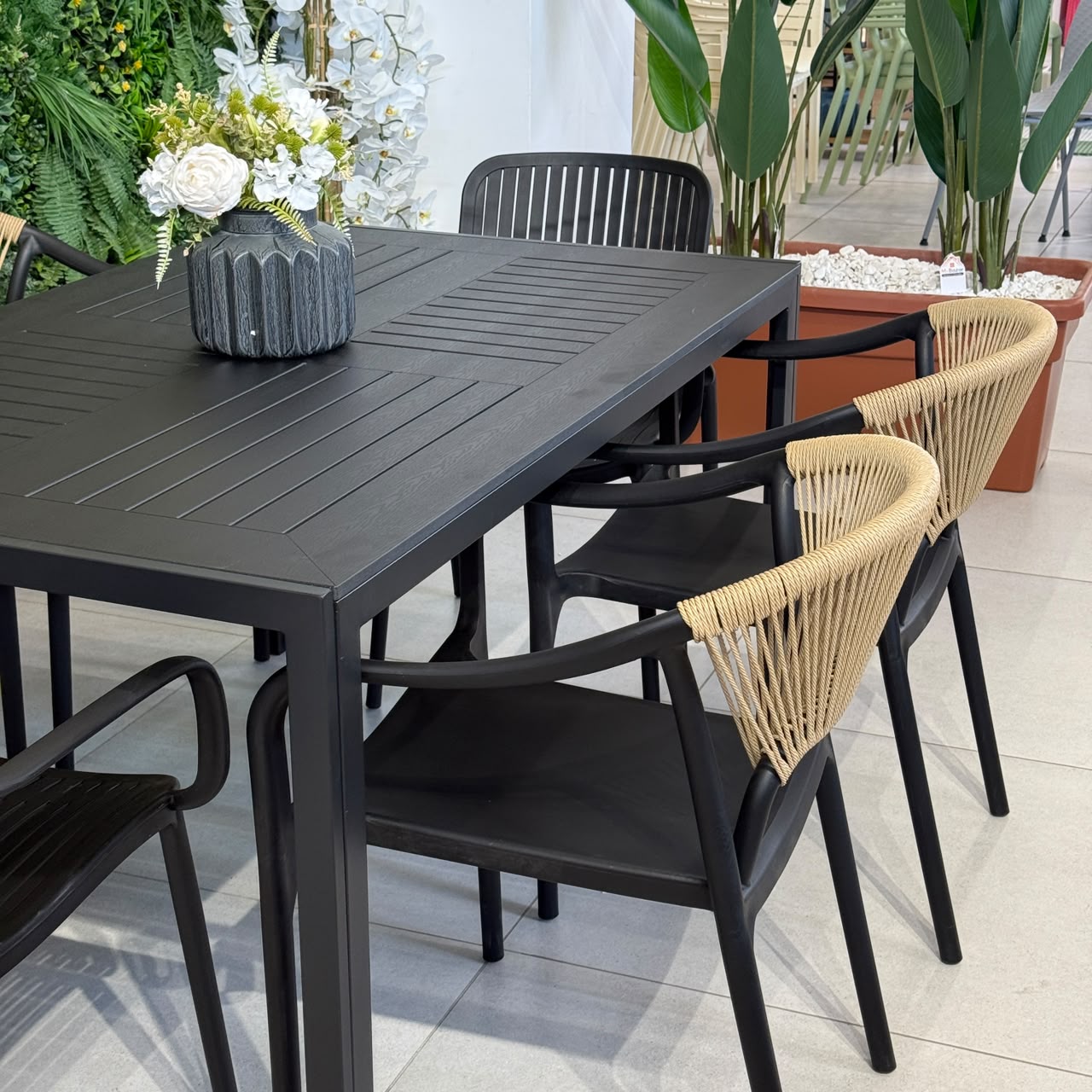 Modern Luxury Outdoor Dining Table & Chair Set - Black