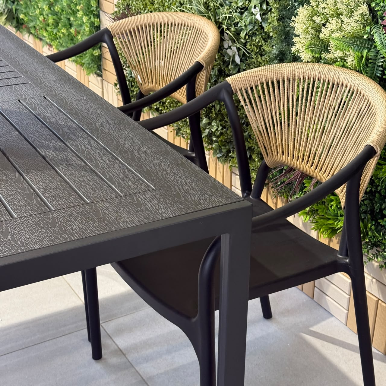 Modern Luxury Outdoor Dining Table & Chair Set - Black