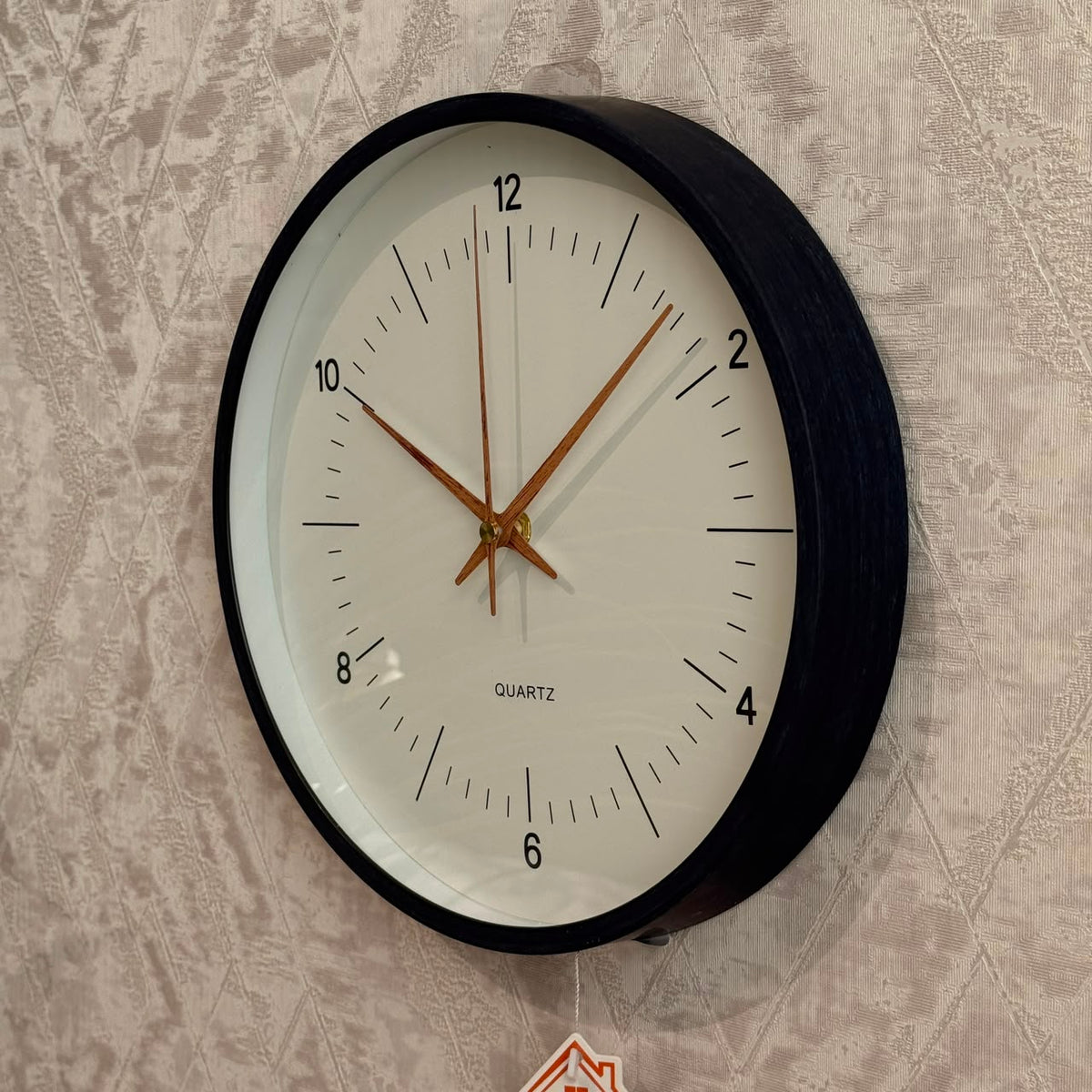 Elegant Classic & Minimalist Wall Clock