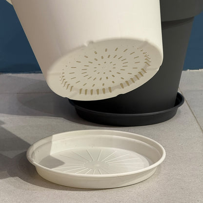 Classic Plastic Plant Pot with Saucer Tray