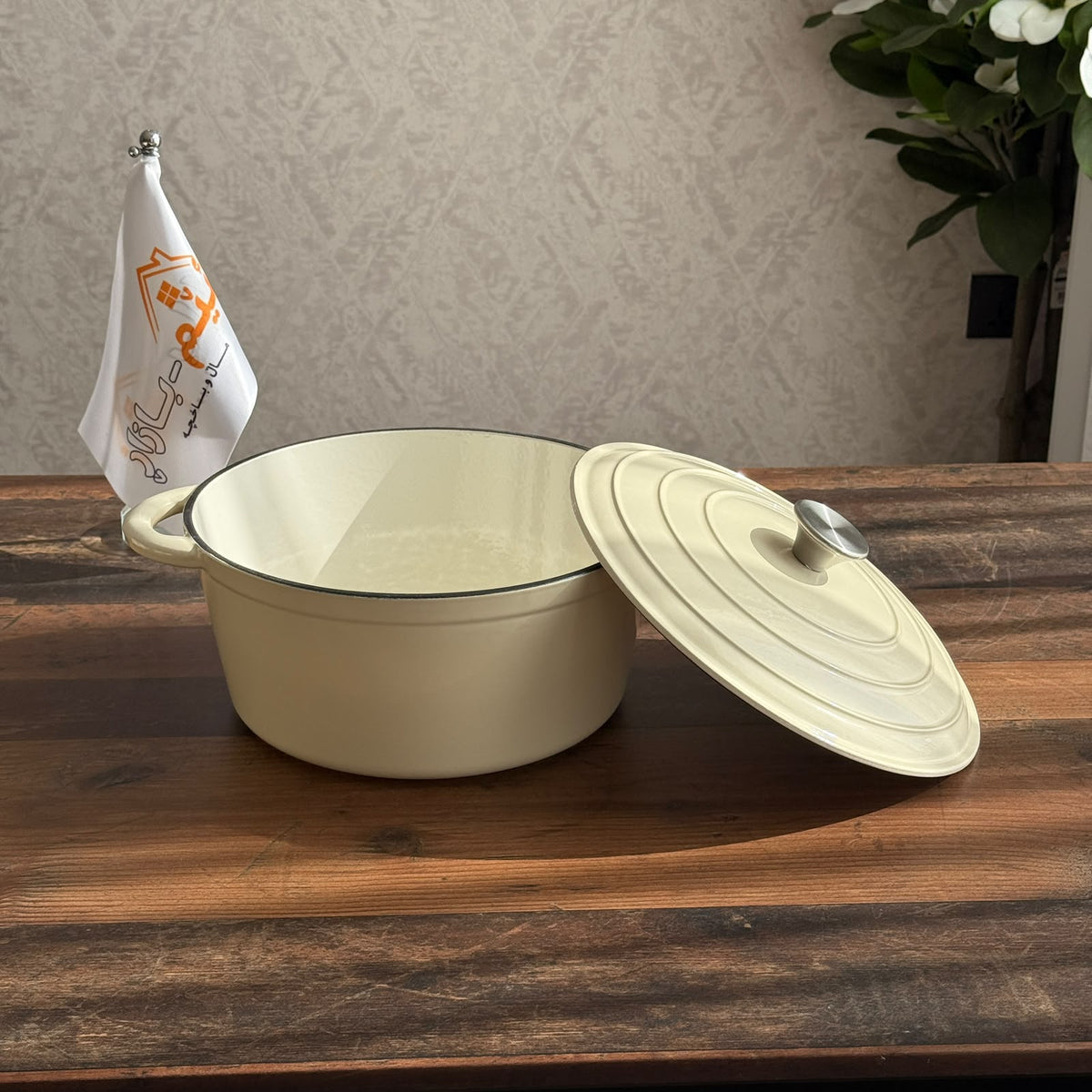 Enamel Cast Iron Dutch Oven Pot with Self-Basting Lid