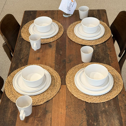 Modern Minimalist Ceramic Dinnerware Set - 16 PCS