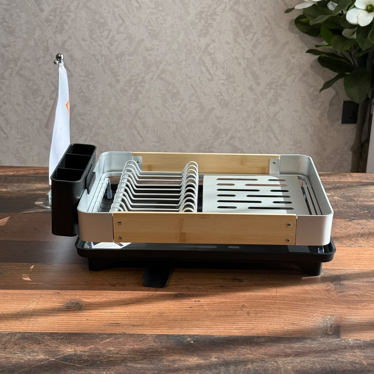 Modern Compact Countertop Dish Drainer with Wooden Accents & Cutlery Holder