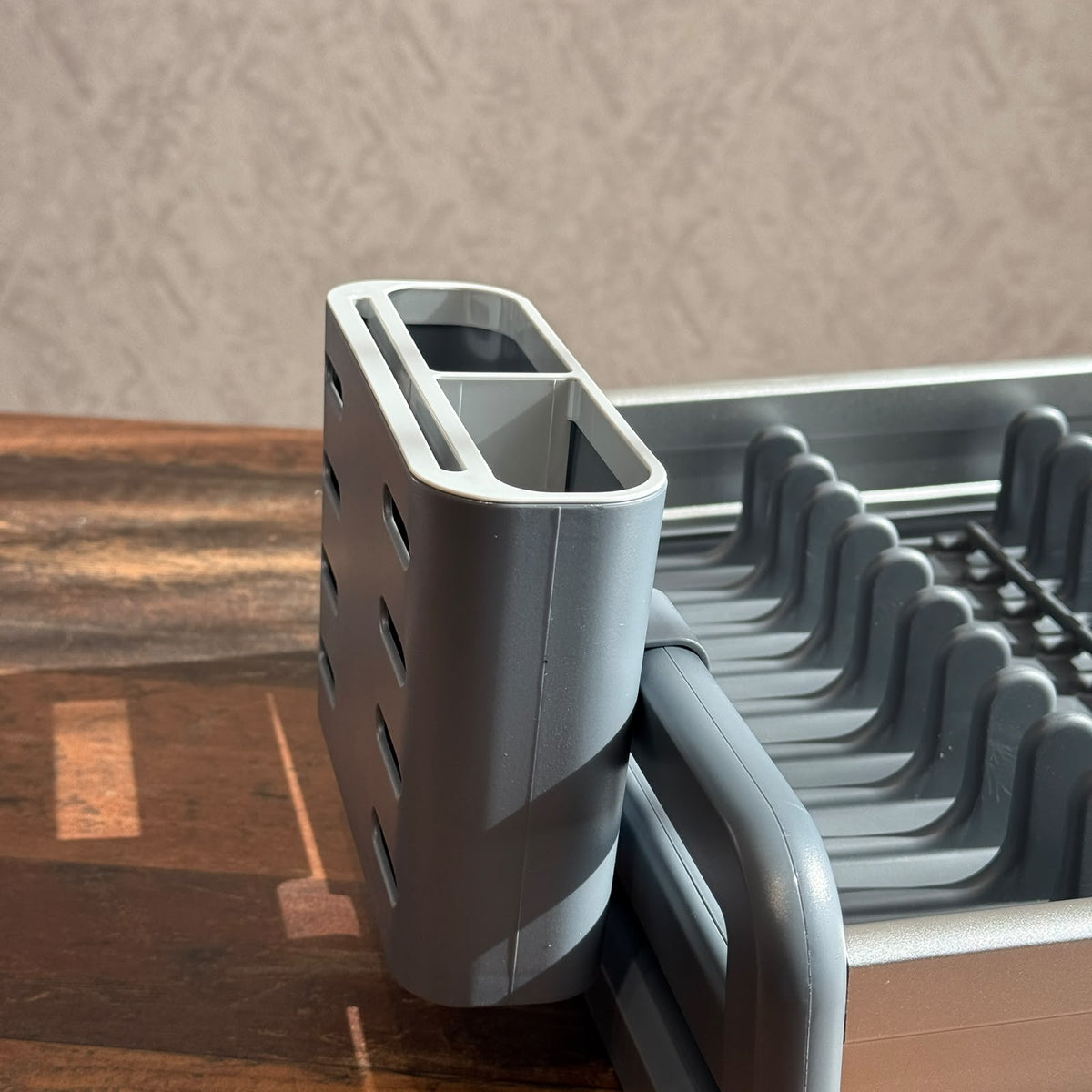 Sliding Extendable Countertop Dish Rack