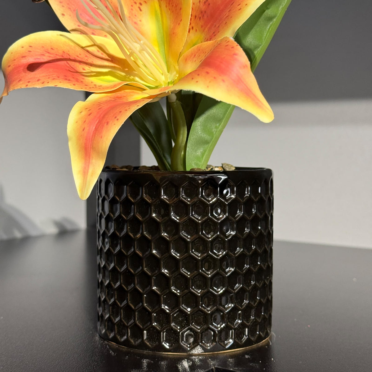 LILY - Potted Artificial Roses