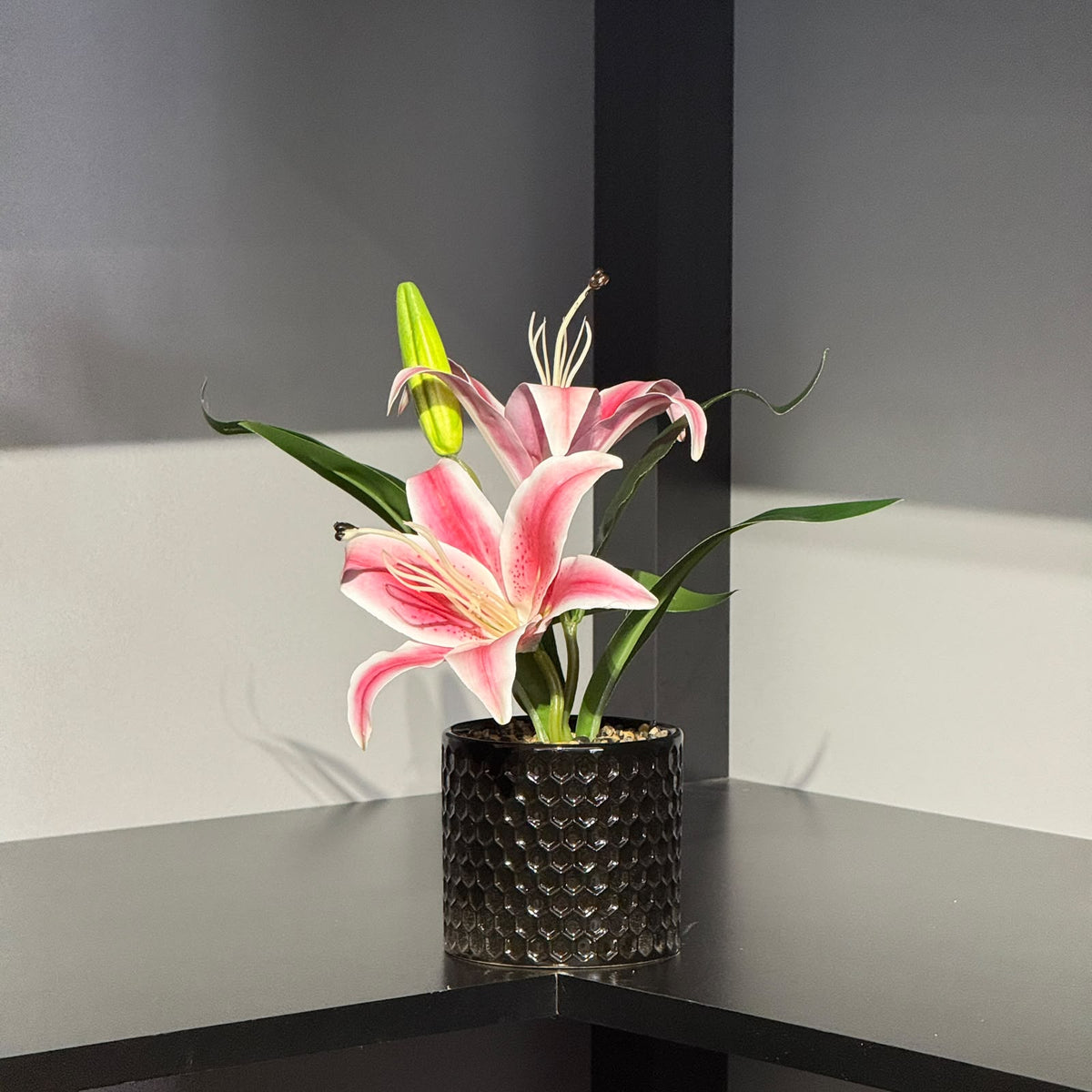 LILY - Potted Artificial Roses