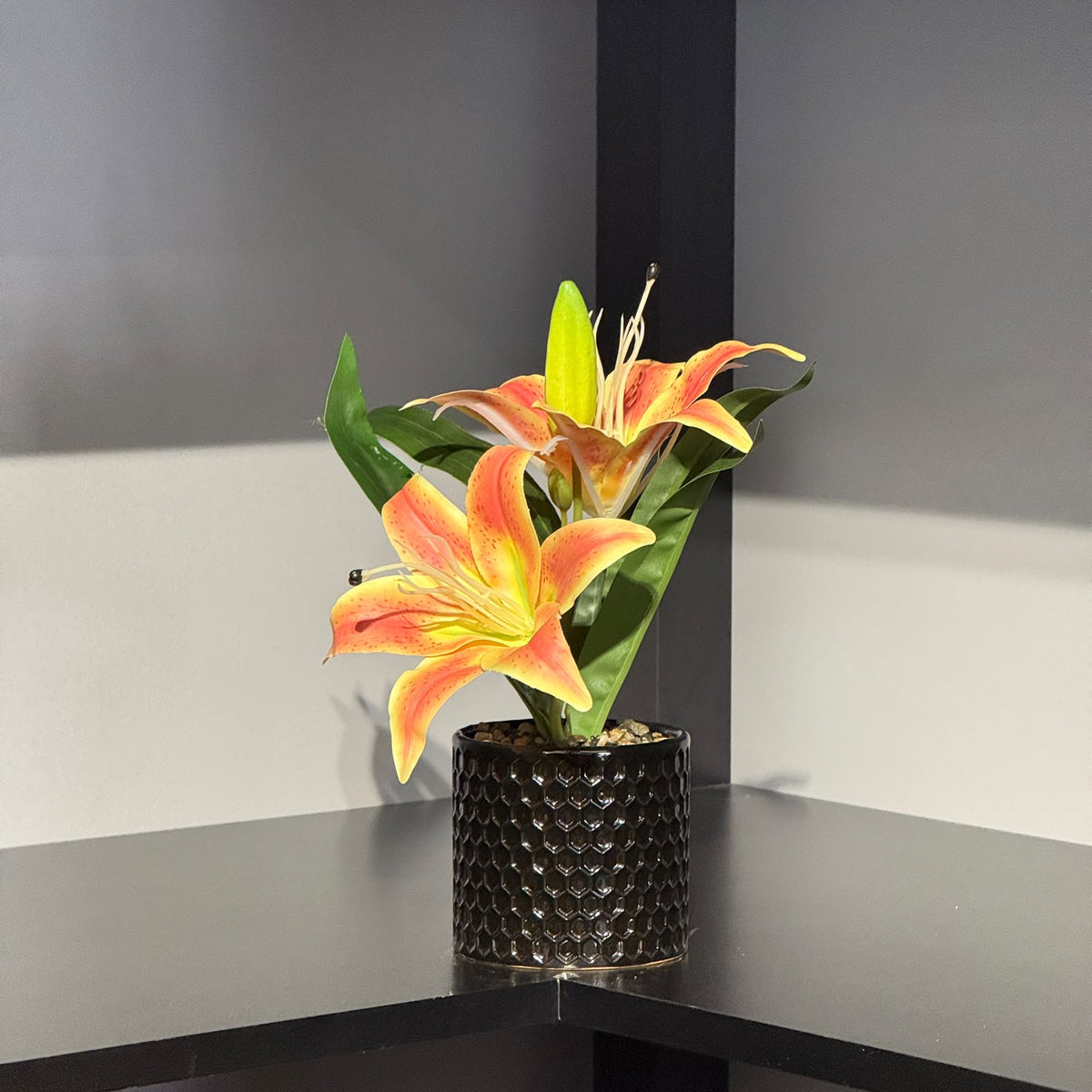 LILY - Potted Artificial Roses