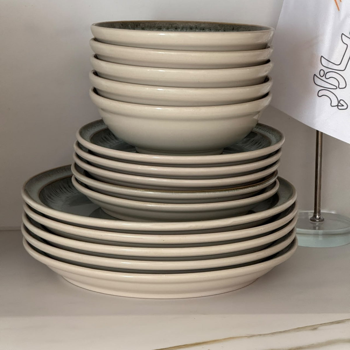 Vintage Luxury Two-Tone Ceramic Dinnerware Set - 18 PCS