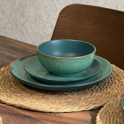 Vintage Ceramic Dinnerware Set - 18 PCS