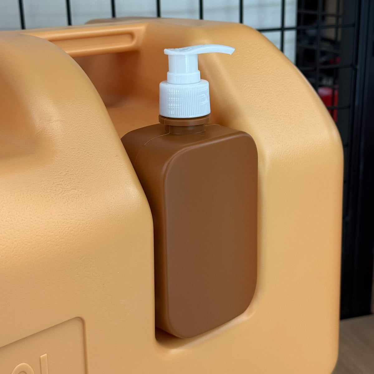 Portable Outdoor Water Container with Spigot & Soap Dispenser - 15L/ 20L/ 30L