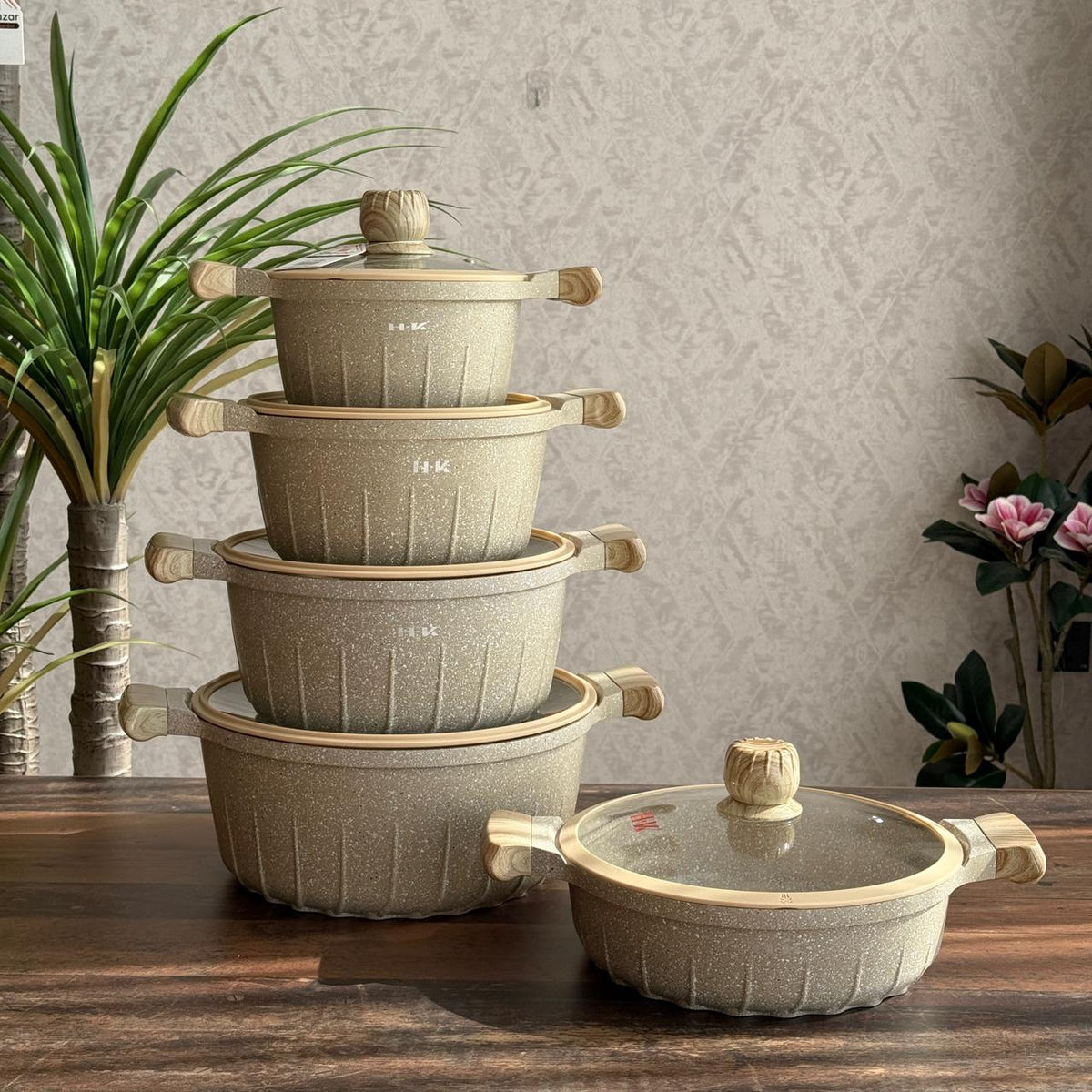 Luxury Granite Non-Stick Cookware Set With Wooden-look handles - 5PCS