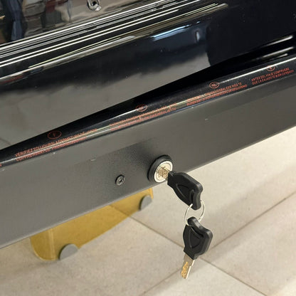 سندوقی بارهەڵگری سەربانی ئۆتۆمبێلی توێکڵی ڕەق – ڕەش بریقەدار