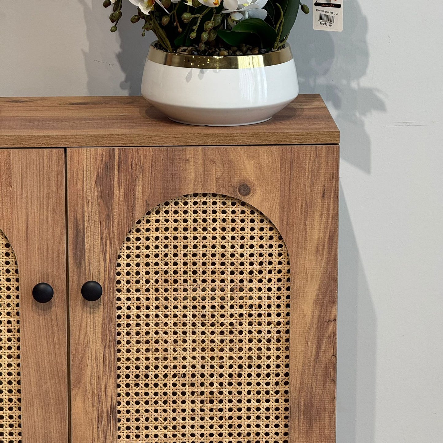 خزانة تخزين متعددة الأغراض من خشب الروطان الطبيعي ببابين وثلاثة أبواب