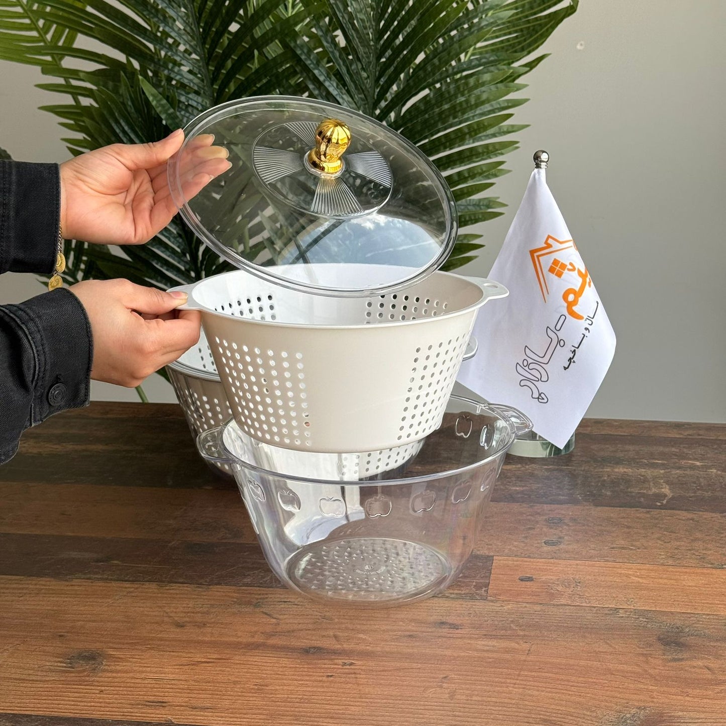 پاڵاوتنی قاپی شۆردن و هەڵگرتنی فرە مەبەست لەگەڵ قاپ - round