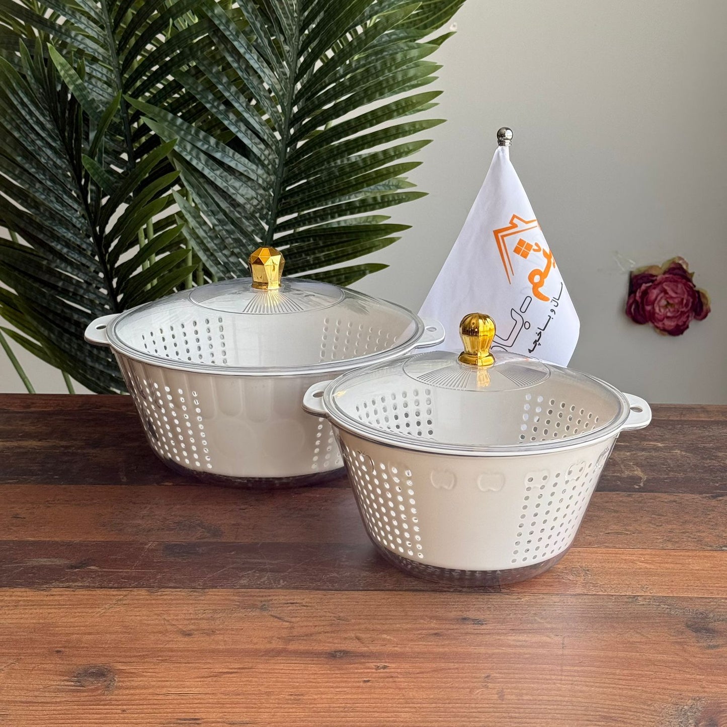 پاڵاوتنی قاپی شۆردن و هەڵگرتنی فرە مەبەست لەگەڵ قاپ - round