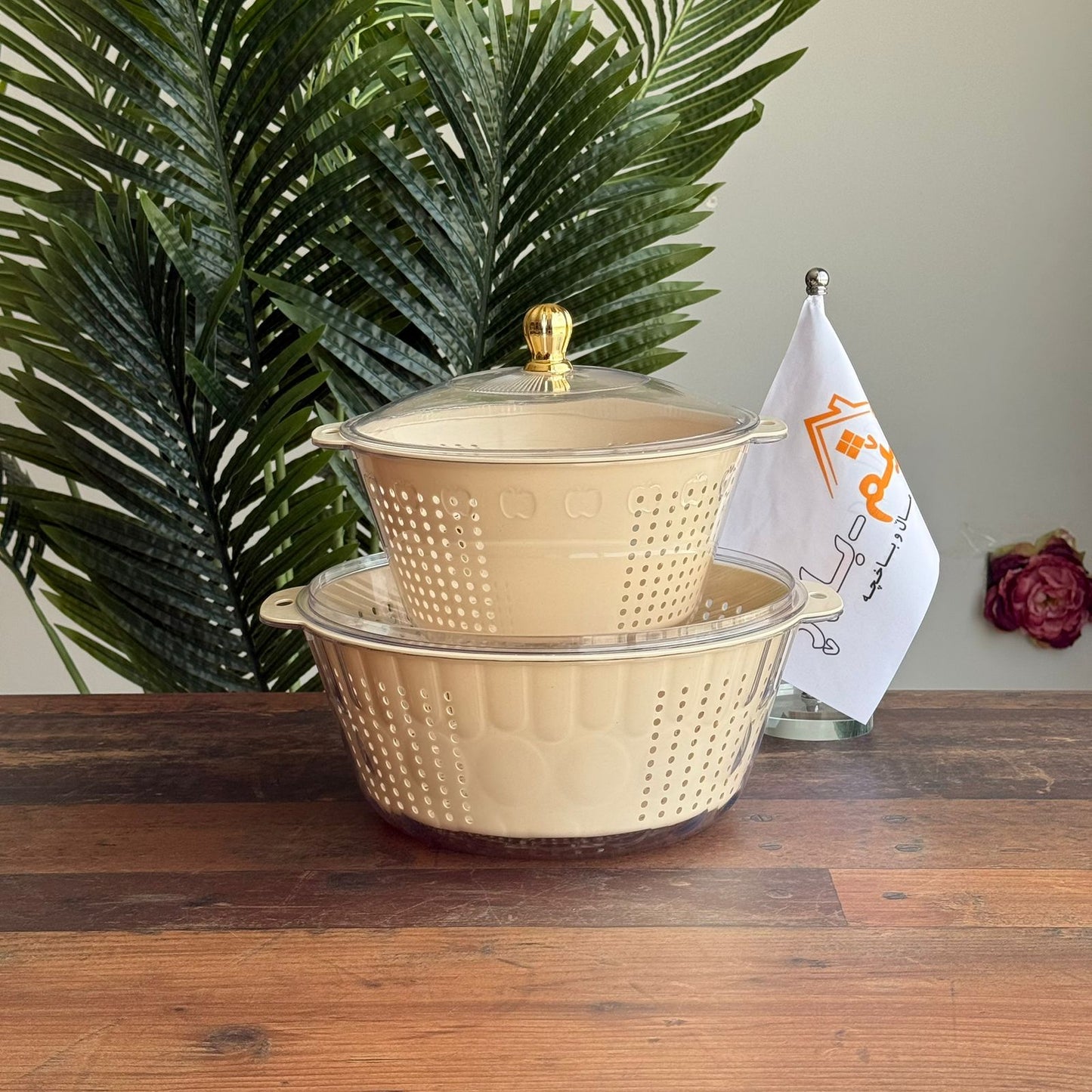 پاڵاوتنی قاپی شۆردن و هەڵگرتنی فرە مەبەست لەگەڵ قاپ - round