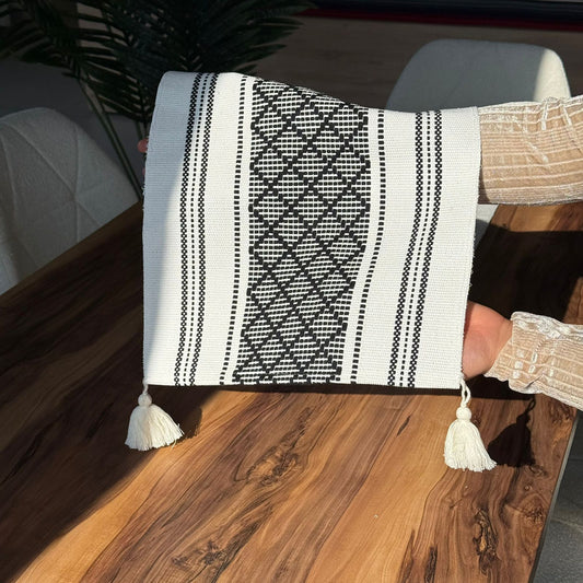 35 × 228 سم ڕاکەری مێزی تووی دیکۆراتی بە وردەکاری تاسڵ