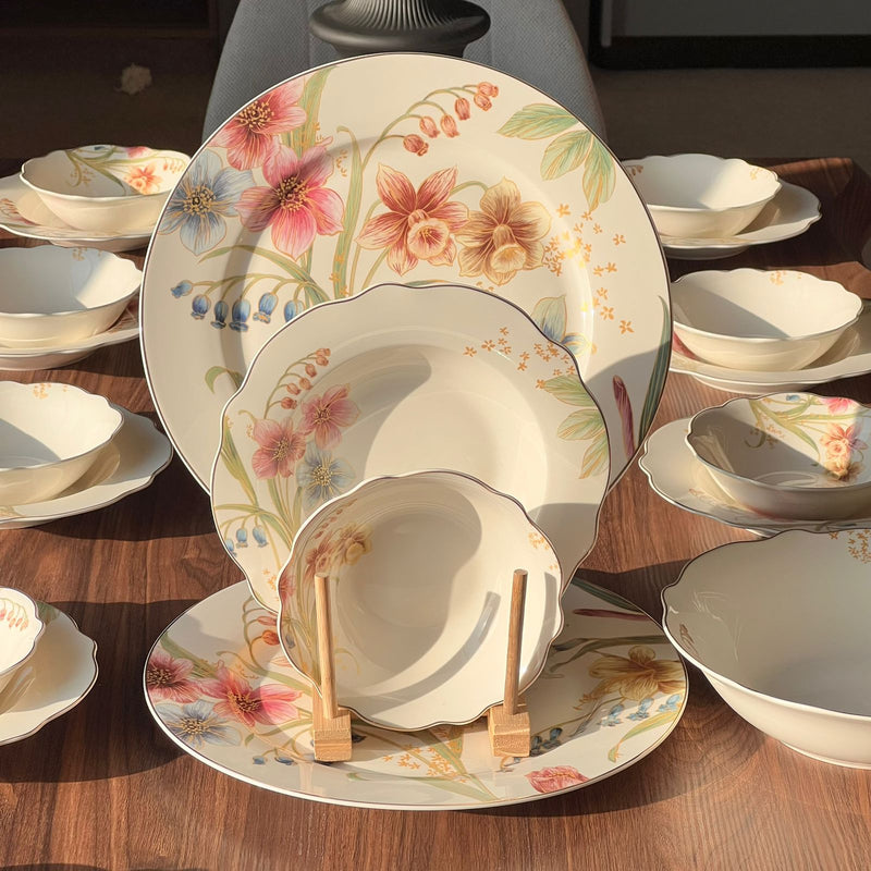 28PCS Ceramic Floral Wavy Dining Tableware Set