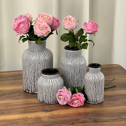 گوڵدانە کۆنەکانی دەستی دیکۆراتی بۆیاخ کراو