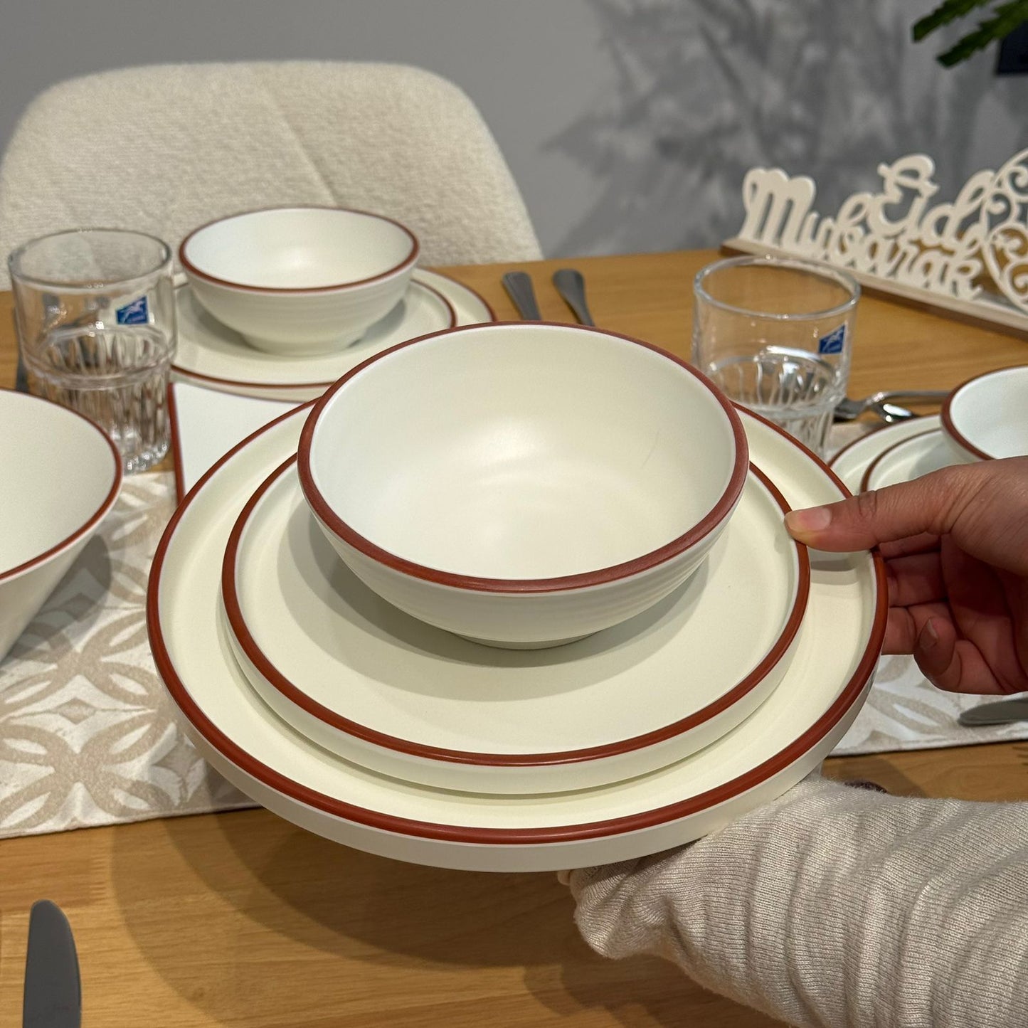 Modern Luxury Melamine Dinnerware Collection