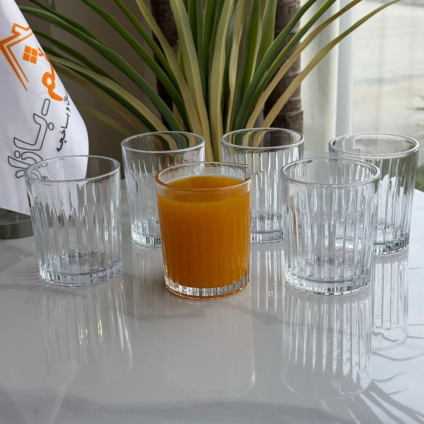 سێت پەرداخی شووشەی مۆدێرن