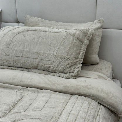 6 PCS - Modern Reversible Plush Comforter Set