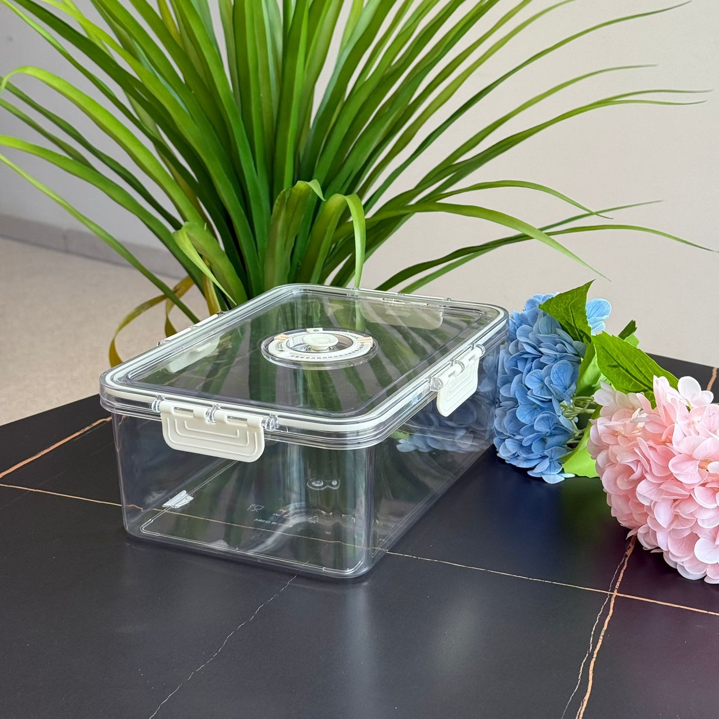 4-Piece Clear Airtight Food Storage Container Set - With Date Dial