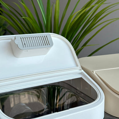 حاوية تخزين طعام محكمة الغلق مع مغرفة