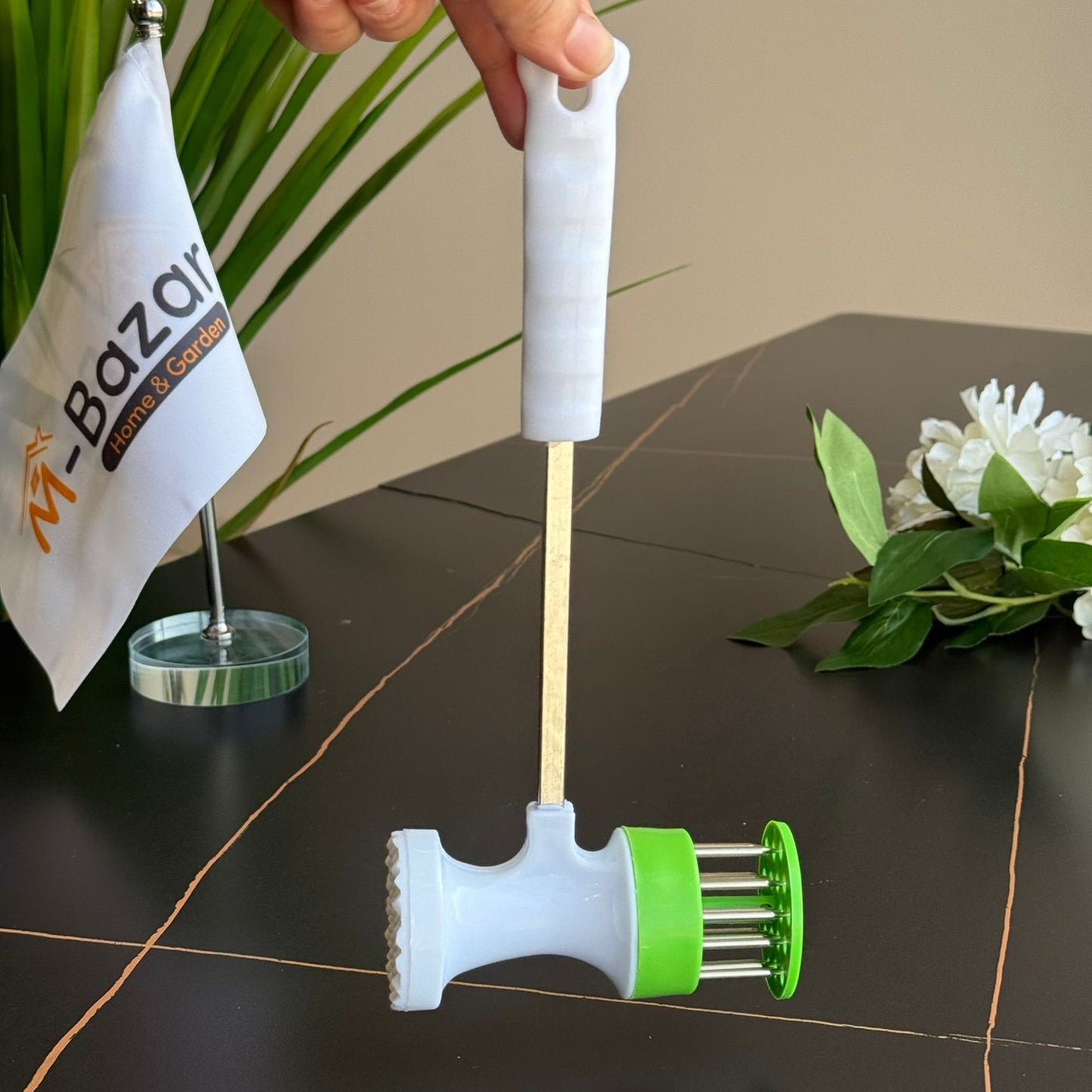 ئامێری ناسککەرەوەی گۆشتی فرە تیغ