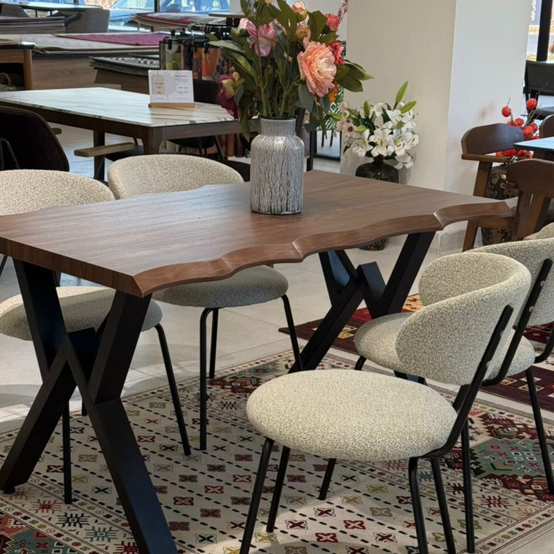 160cm Konel Table & Daisy Chairs Indoor Set