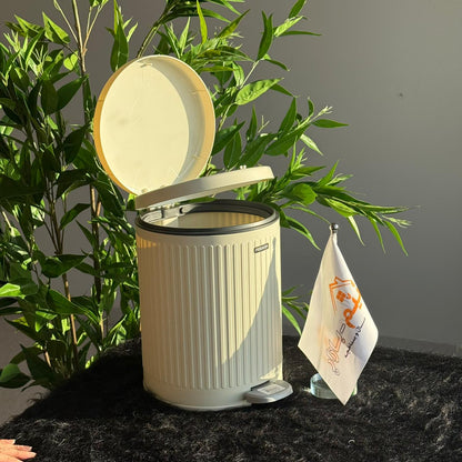 دوو ئەکشن پێداڵی و بنکەی پاشماوە – 2 قەبارە