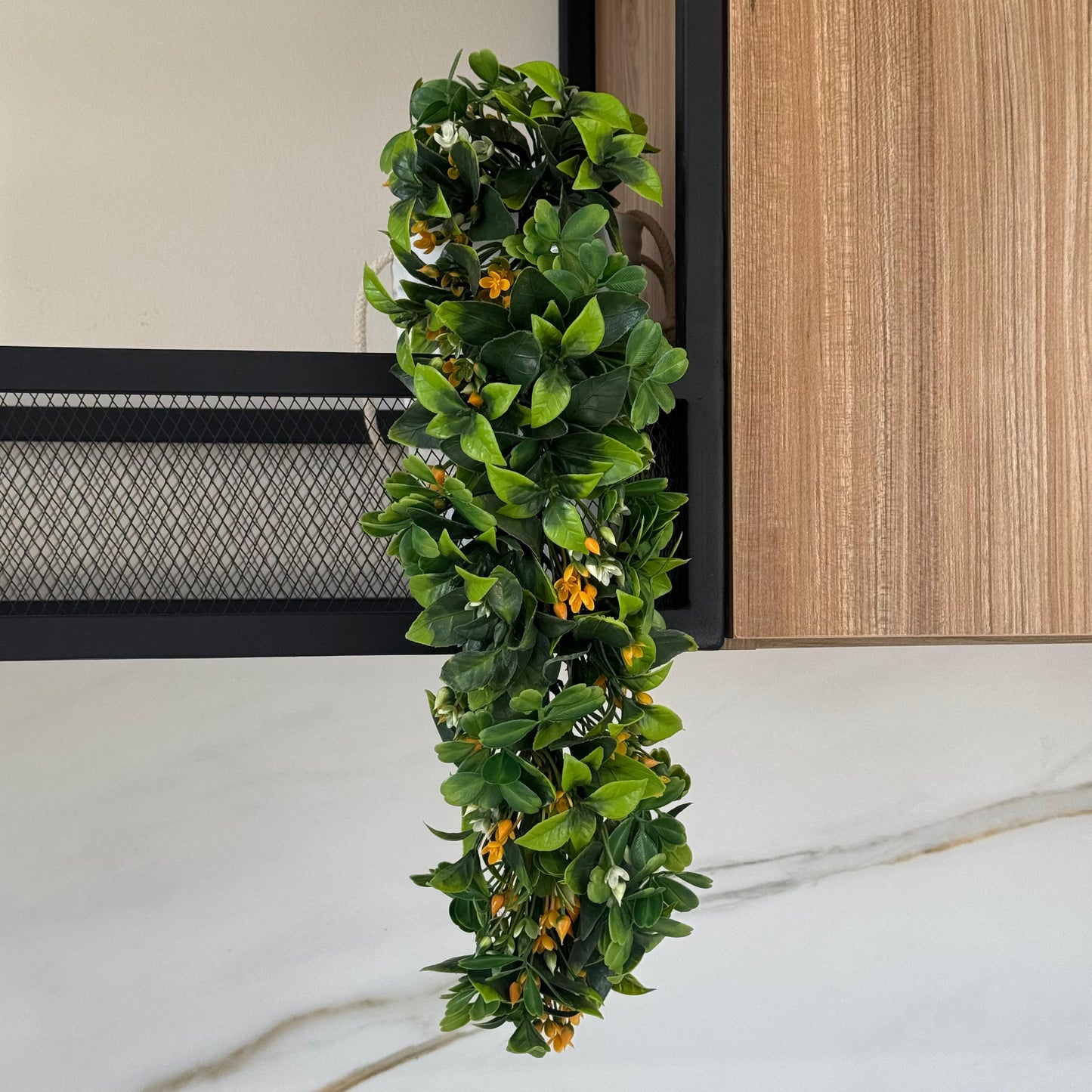 Golden Bloom Vine - نبات معلق اصطناعي
