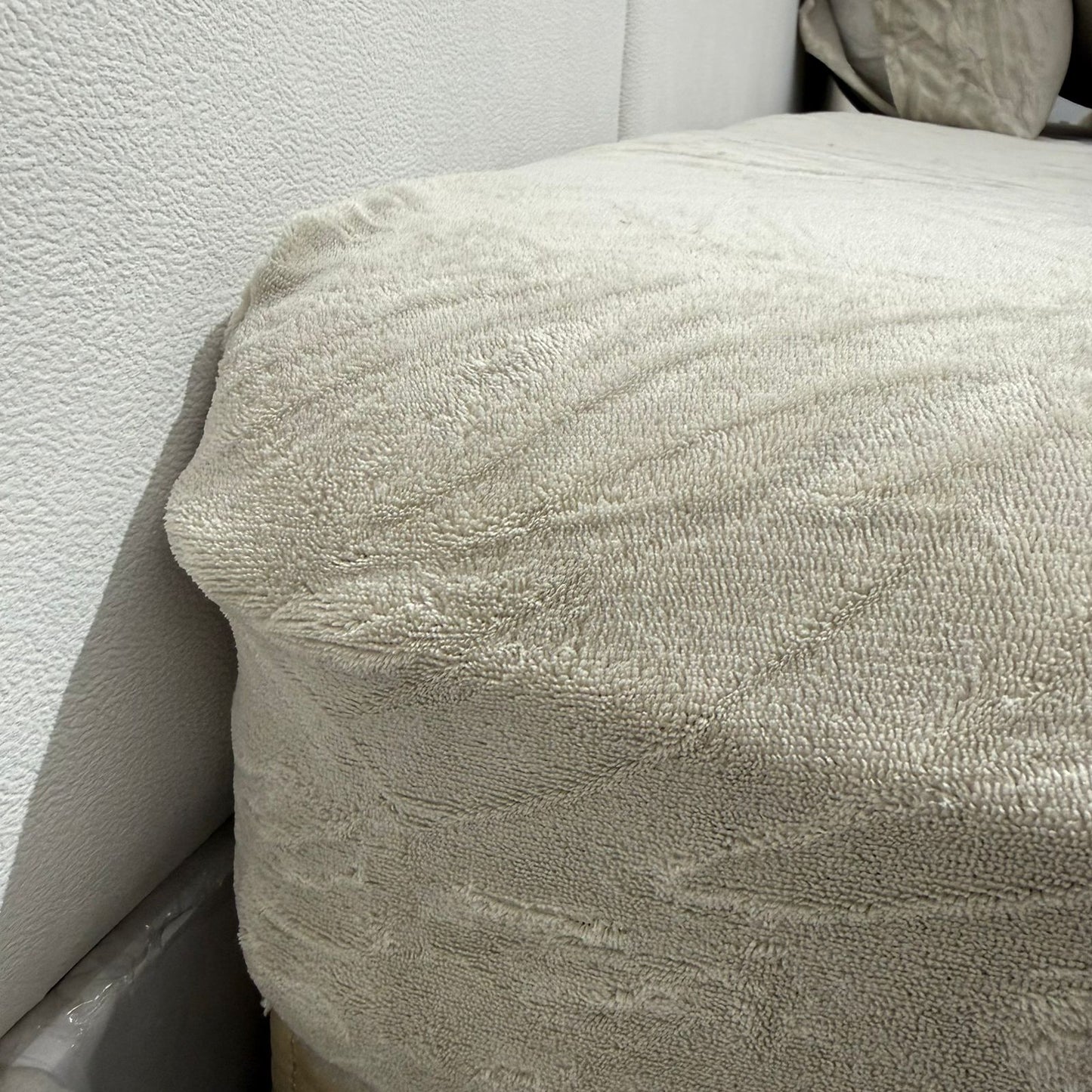 6 PCS - Modern Reversible Plush Comforter Set