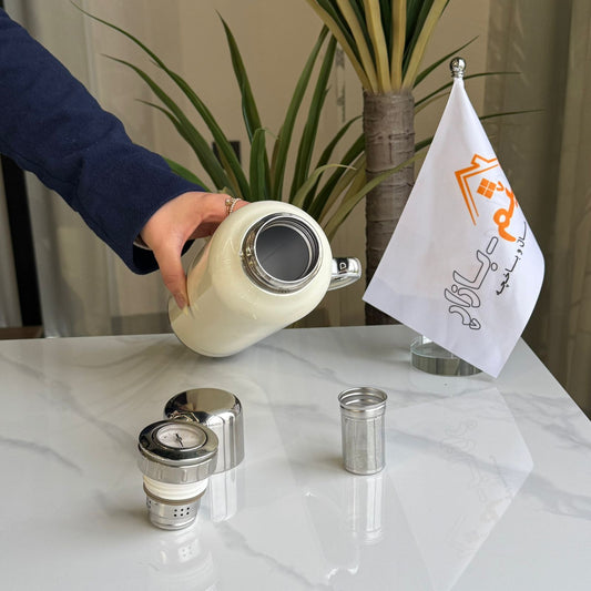 Vacuum Insulated Thermos Bottle with Temperature Display