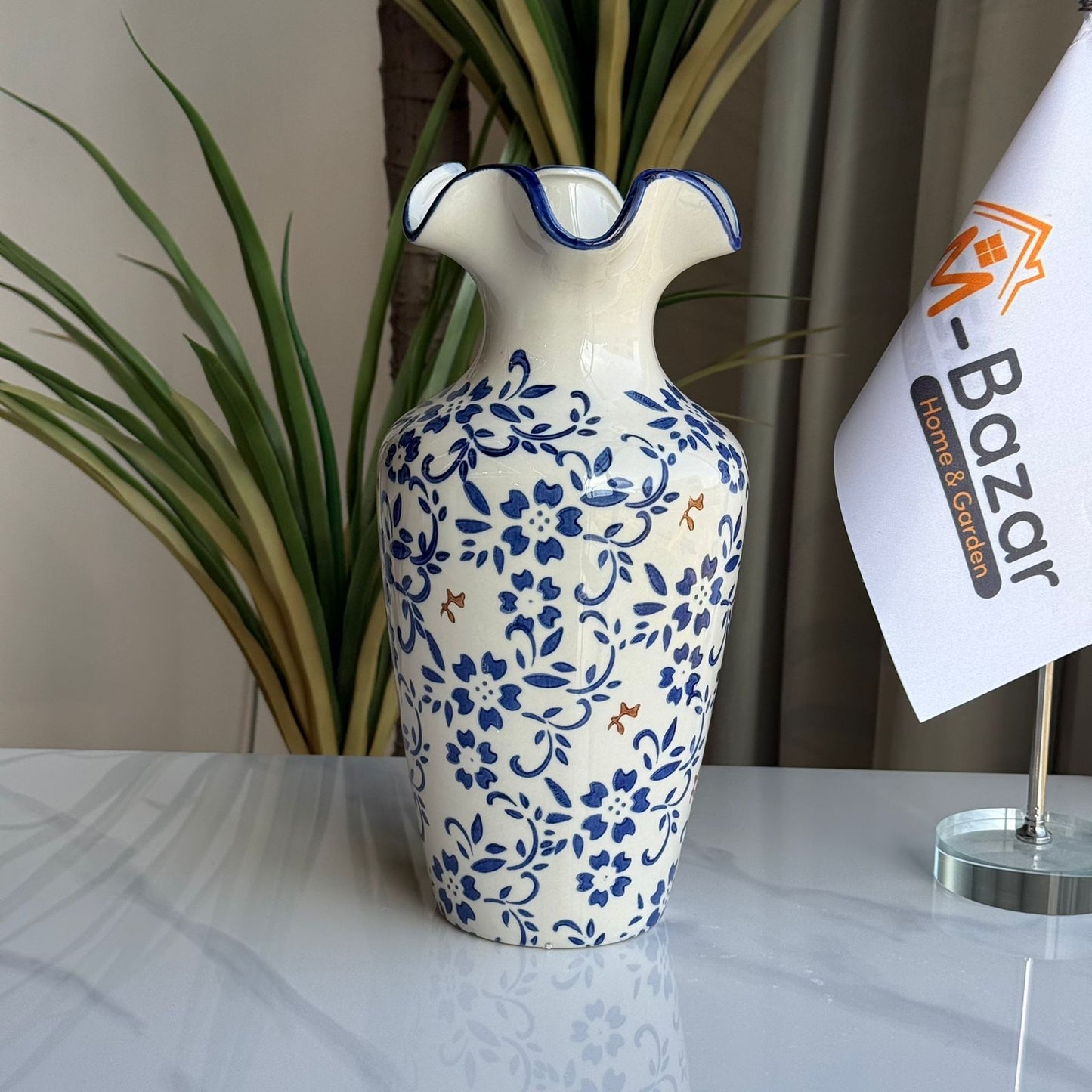 مزهرية زهرية زرقاء كلاسيكية كلاسيكية