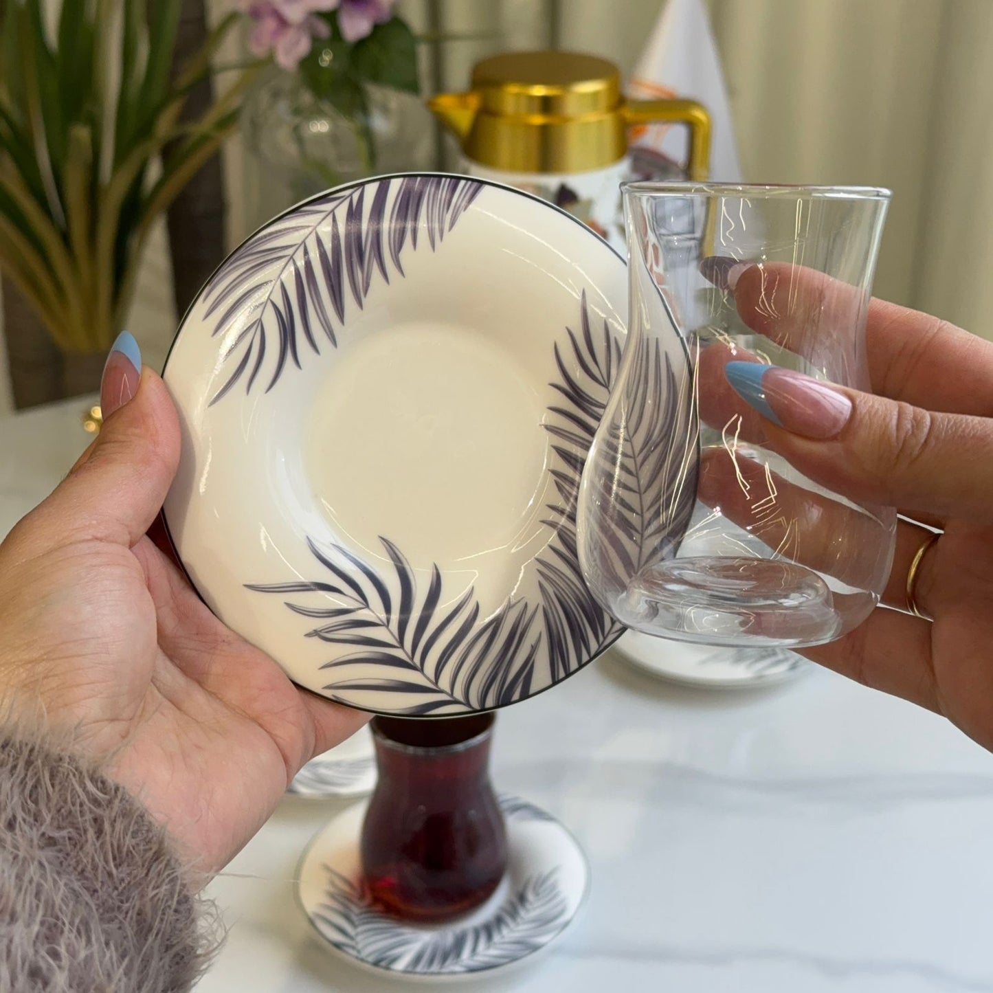 Classic Tea Glass & Saucer Set