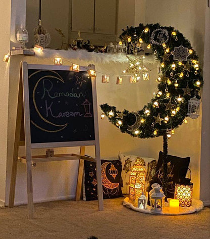 ڕەمەزان جەژن هیلال شێوەی مانگ