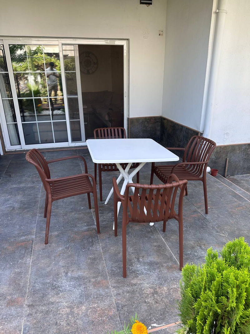 Hely Plastic Table & Zara Chair Outdoor Furniture Set