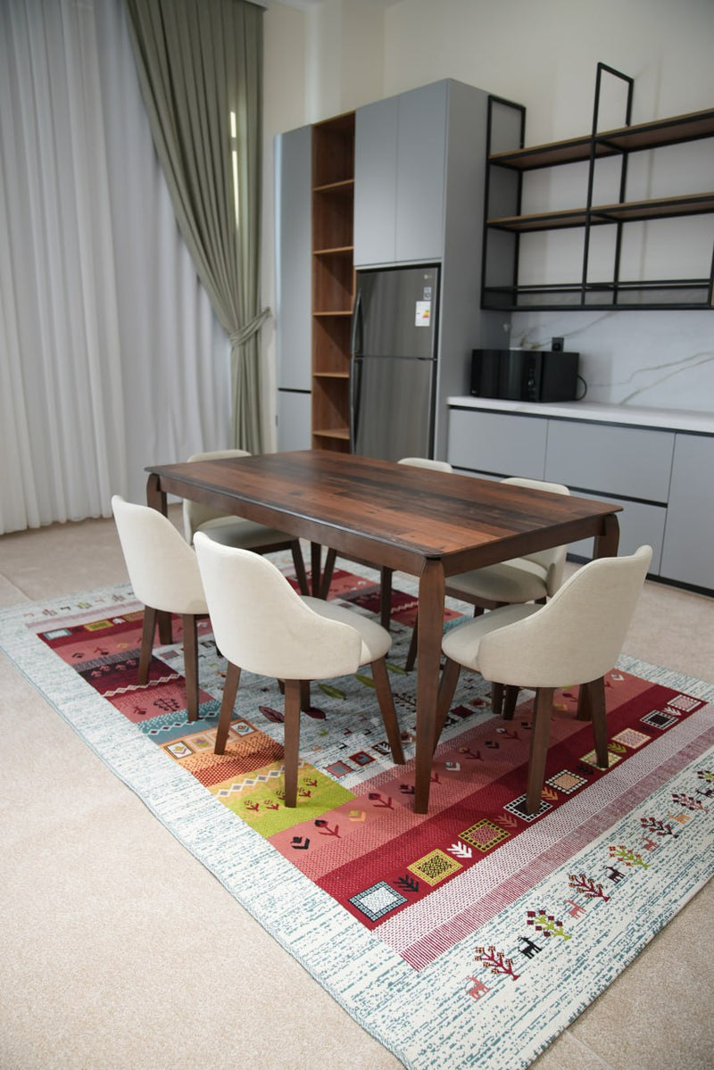 Diamond Old Style Table & FINN Chairs Indoor Set