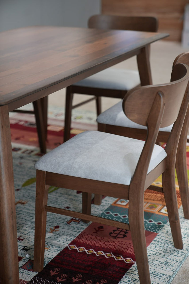 Troy Old Style Table & IAN Chairs Indoor Set