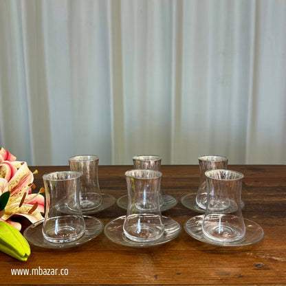 کوپێکی چای شووشەیی لێواری زیو و سێتێکی ساوسێر