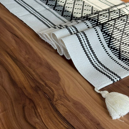 35 × 228 سم ڕاکەری مێزی تووی دیکۆراتی بە وردەکاری تاسڵ