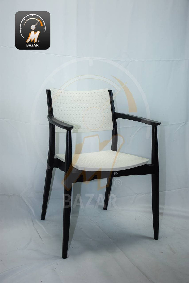 Comfortable Arm Rest Plastic Chairs